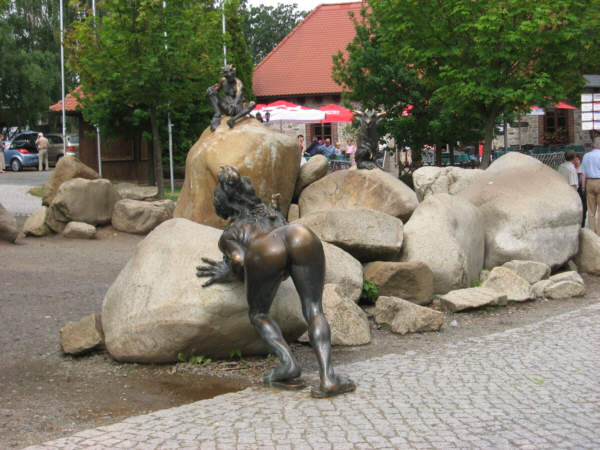 Bronzefiguren auf dem Hexentanzplatz